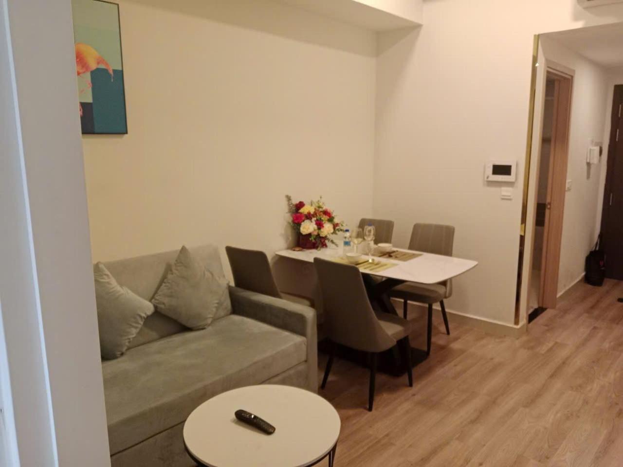 Double E Saigon Apartment In Rivergate Building 胡志明市 外观 照片
